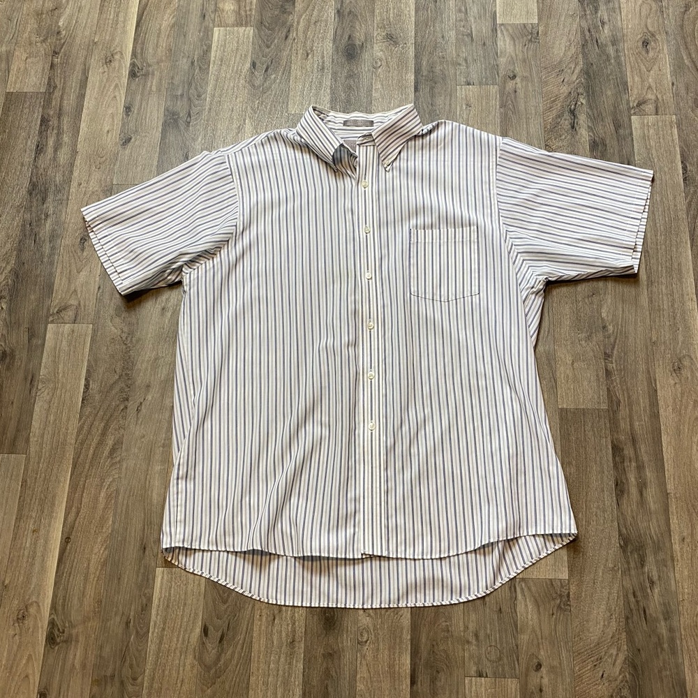 Lord & Taylor Men’s Dress Shirt Size 17.5